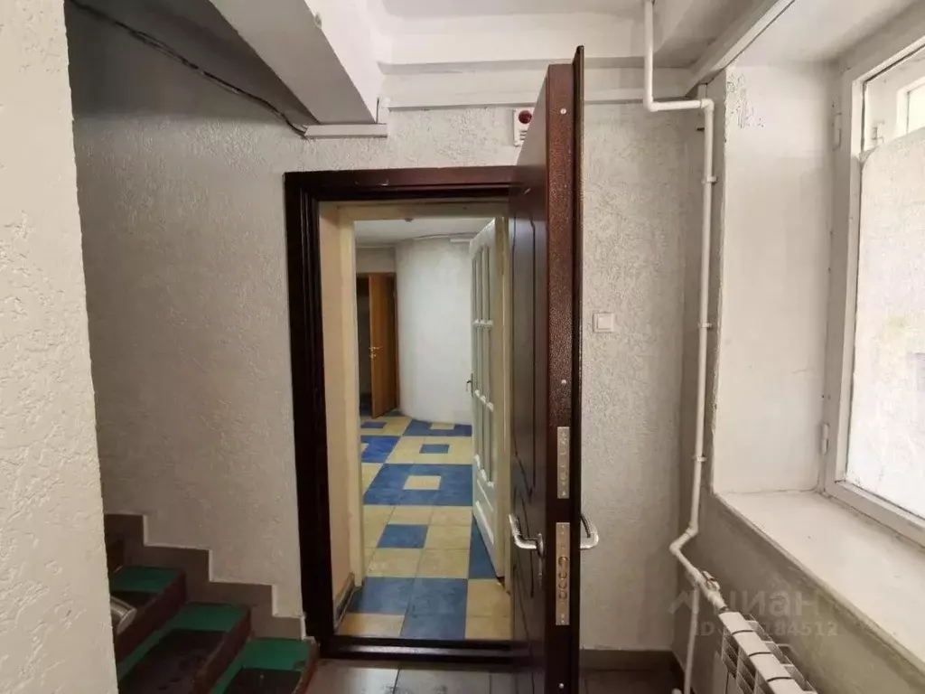 Офис в Татарстан, Набережные Челны ул. Академика Рубаненко, 12 (90 м) - Фото 1