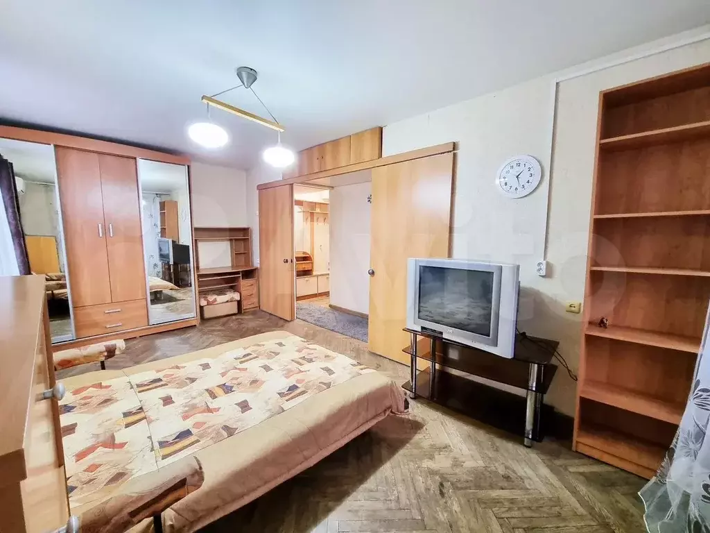 1-к. квартира, 38 м, 5/5 эт. - Фото 0