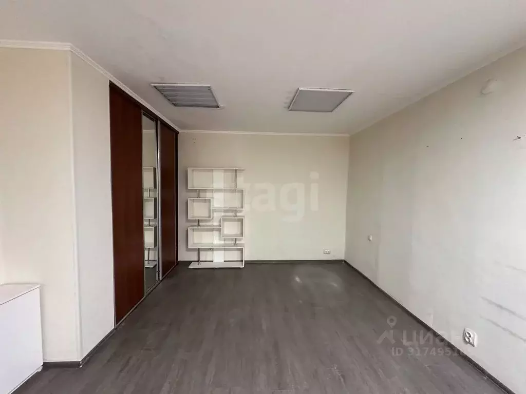 Офис в Белгородская область, Белгород ул. Губкина, 15в (50 м) - Фото 0