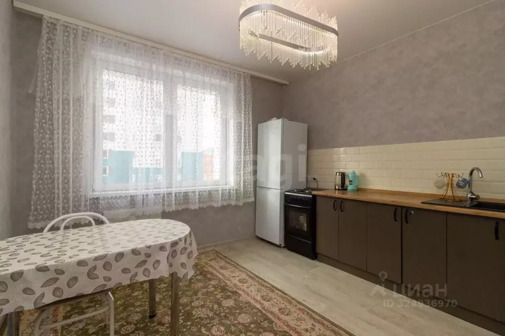 2-к кв. Красноярский край, Красноярск ул. Авиаторов, 43 (62.9 м) - Фото 1