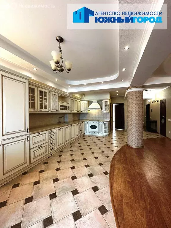 4-комнатная квартира: Южно-Сахалинск, Комсомольская улица, 271Ак2 ... - Фото 2