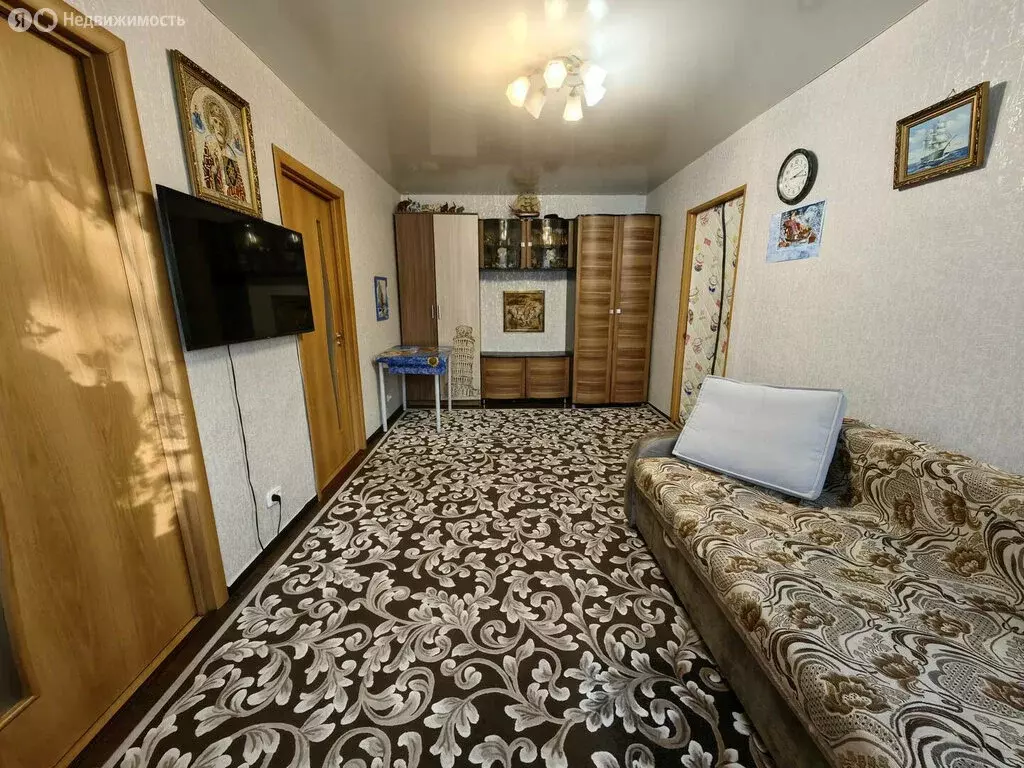 4-комнатная квартира: Полевской, Коммунистическая улица, 27 (63 м) - Фото 2