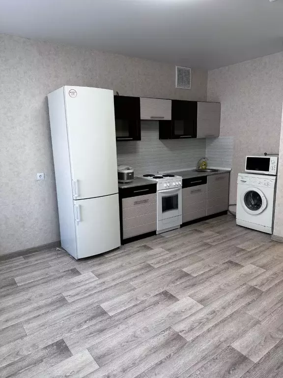 2-к кв. Татарстан, Казань ул. Зур Урам, 1Кк3 (46.0 м) - Фото 1