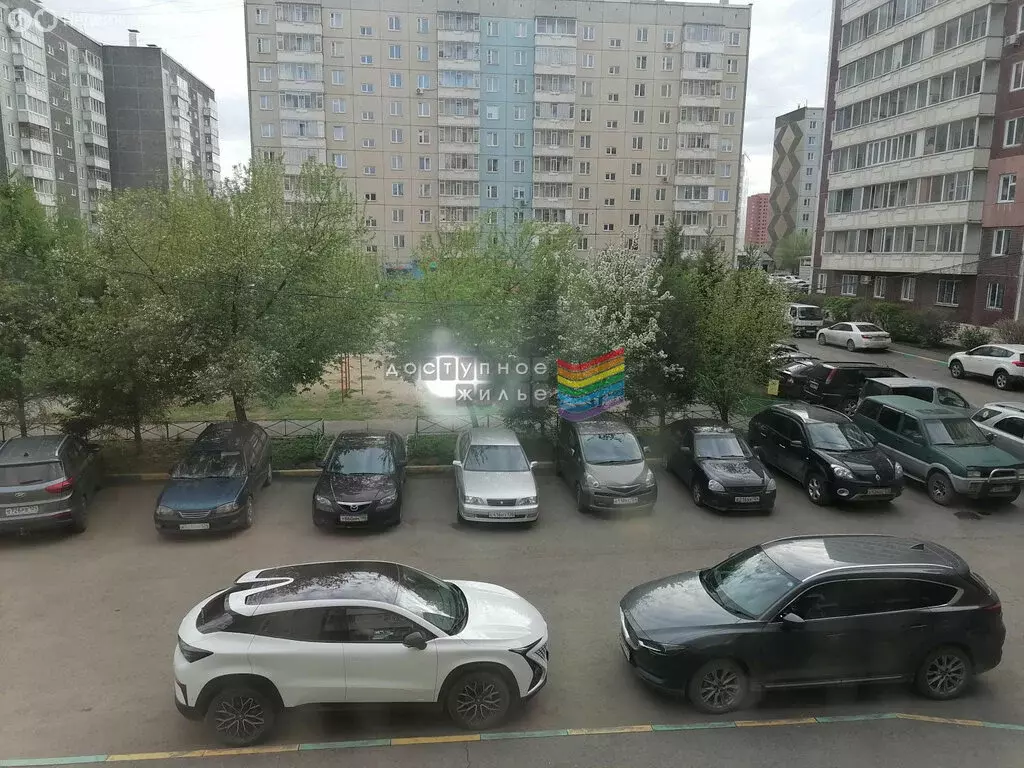 2-комнатная квартира: Красноярск, микрорайон Северный, улица ... - Фото 0