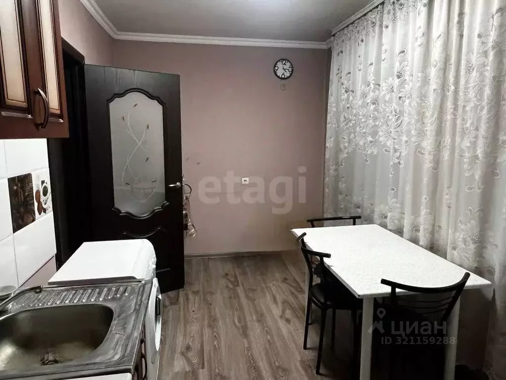 3-к кв. Бурятия, Улан-Удэ ул. Пугачева, 17Г (67.0 м) - Фото 1