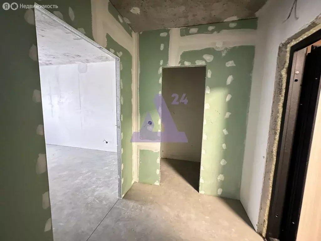 1-комнатная квартира: Барнаул, улица имени В.Т. Христенко, 3 (41.3 м) - Фото 1