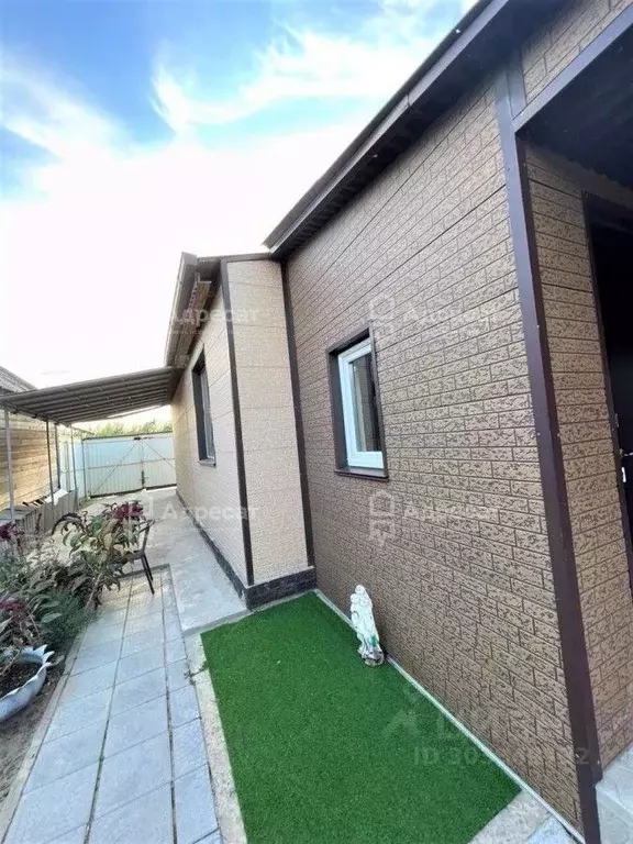 Дом в Волгоградская область, Волгоград ул. Щедрина (83 м) - Фото 1