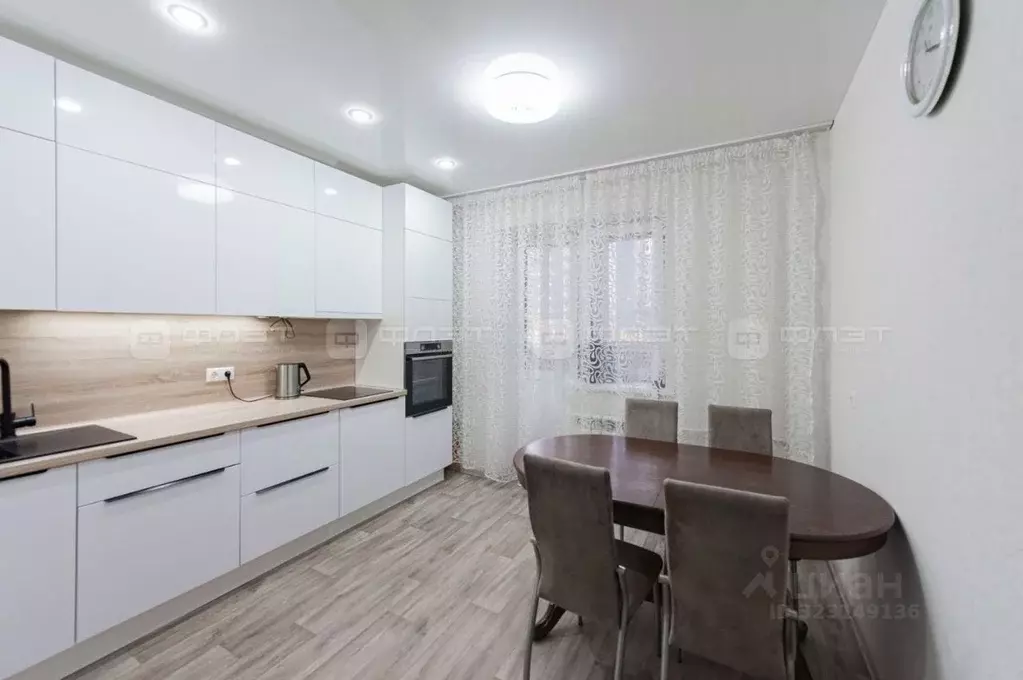 2-к кв. Татарстан, Казань ул. Дубравная, 28 (65.3 м) - Фото 1