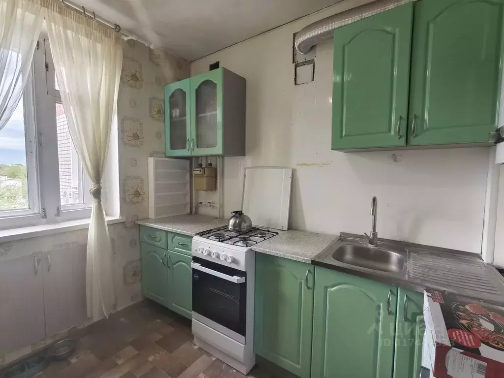 3-к кв. Самарская область, Сызрань Хвалынская ул., 89 (62.5 м) - Фото 0