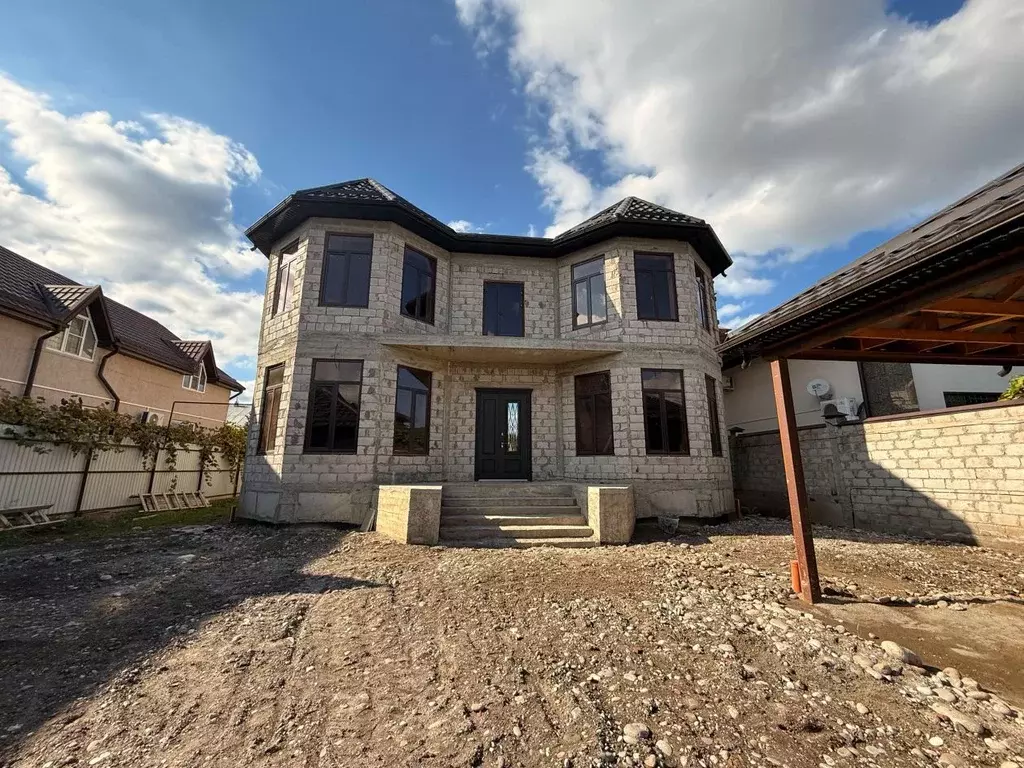 Дом в Кабардино-Балкария, Нальчик ул. Щорса, 48 (320 м) - Фото 1