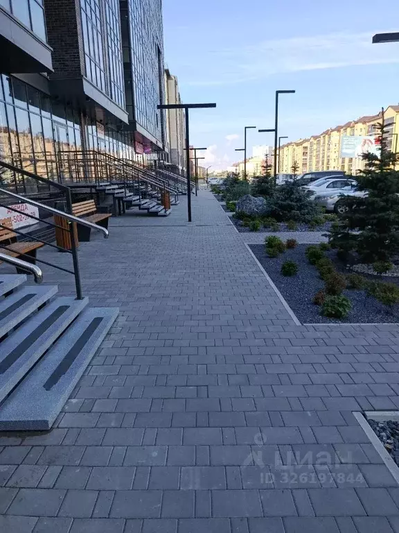 Помещение свободного назначения в Хакасия, Абакан ул. Авиаторов, 1В/1 ... - Фото 1