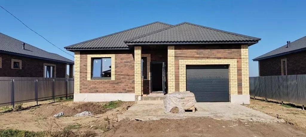 Дом в Оренбургская область, Оренбургский район, с. Ивановка ул. ... - Фото 1