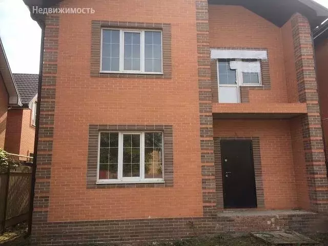 Дом в Ростов-на-Дону, Каскадная улица (110 м) - Фото 1