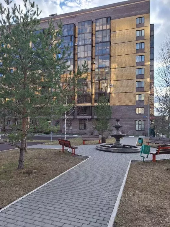 1-к кв. Татарстан, Казань ул. Рауиса Гареева, 100 (33.3 м) - Фото 1
