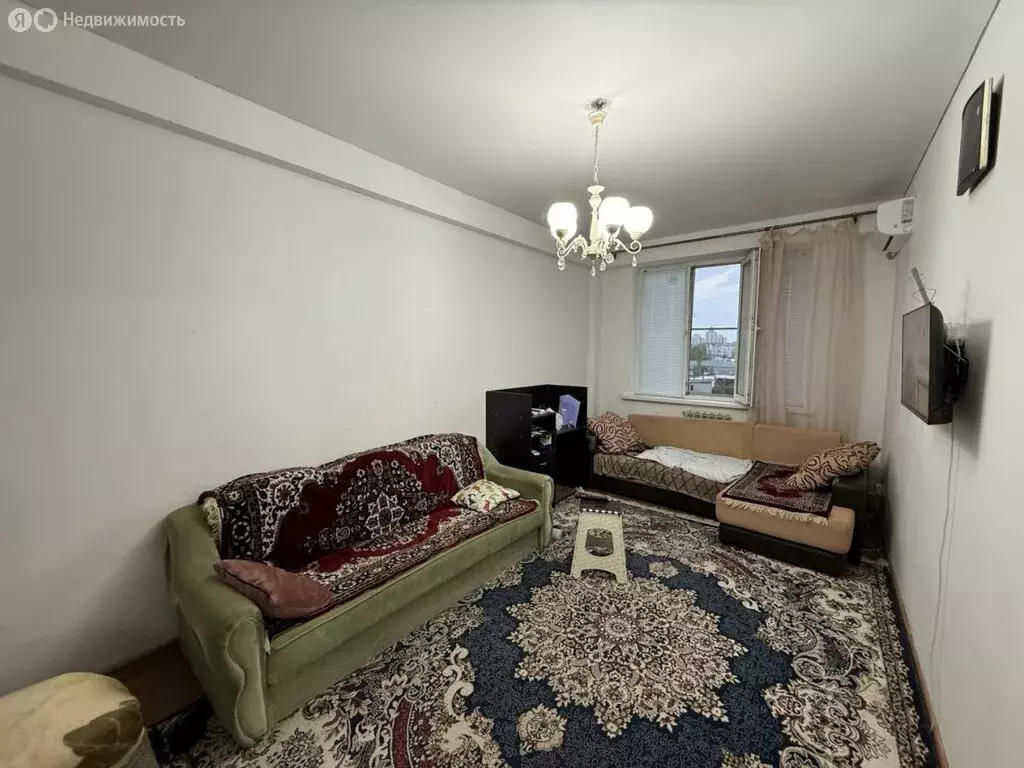 1-комнатная квартира: Махачкала, улица Эльзы Ибрагимовой, 5к11 (35 м) - Фото 1