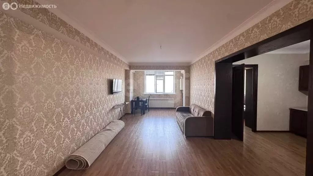 2-комнатная квартира: Махачкала, улица Лаптиева, 85 (72 м) - Фото 2