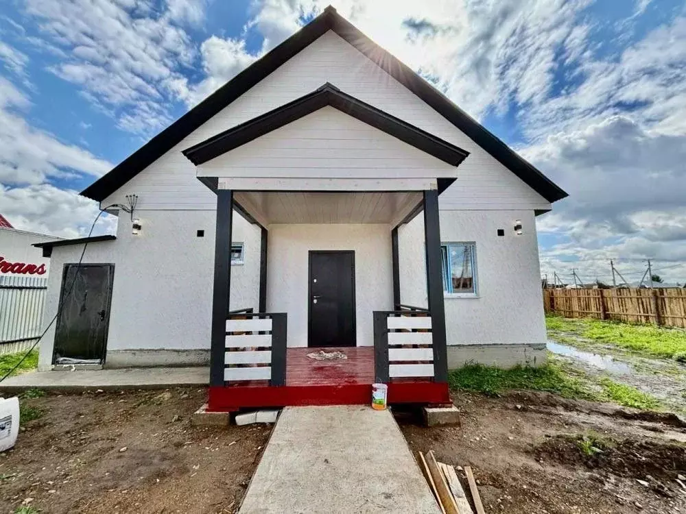 Дом в Иркутская область, Иркутский муниципальный округ, с. Хомутово ... - Фото 1