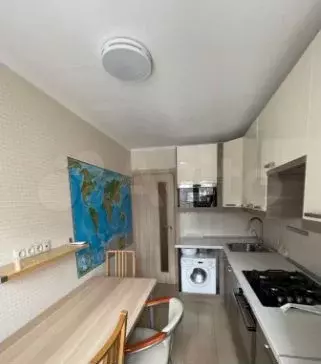 2-к. квартира, 42 м, 4/9 эт. - Фото 0