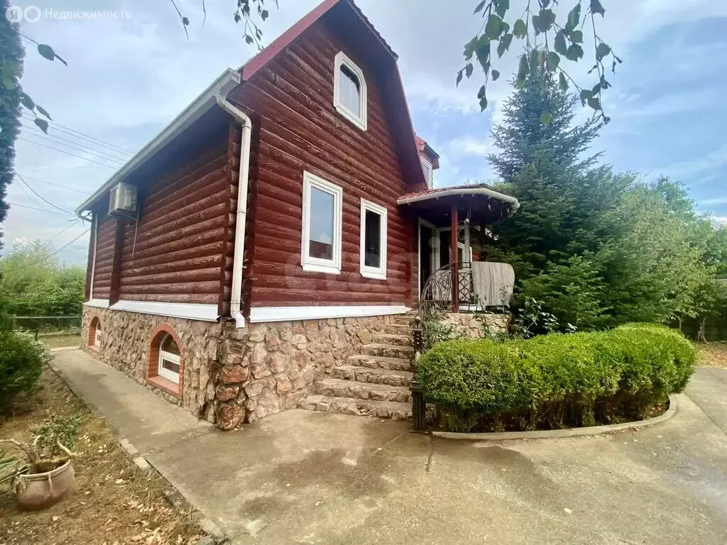 Дом в Добровское сельское поселение, СТ Магарач (188 м) - Фото 1