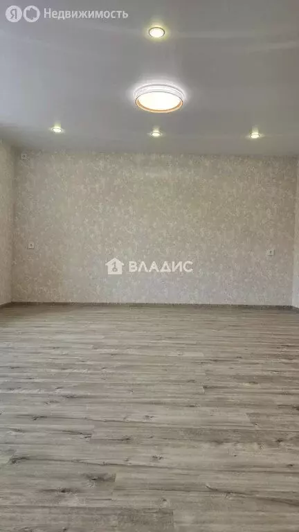 3-комнатная квартира: Уфа, улица Красина, 13/3 (62.1 м) - Фото 1