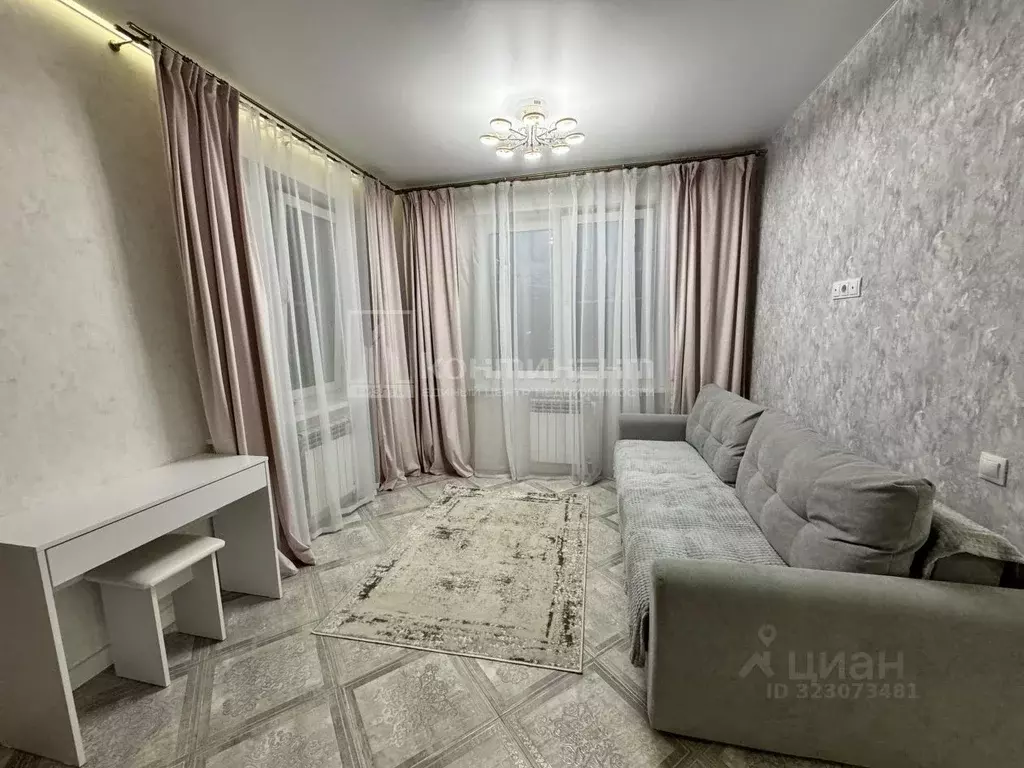 1-к кв. Владимирская область, Ковров аллея Победителей, 4 (40.0 м) - Фото 0