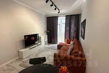 2-к кв. Тюменская область, Тюмень ул. Эльвиры Федоровой, 1 (50.0 м) - Фото 1