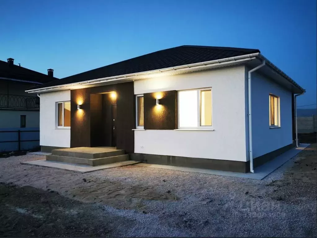 Дом в Крым, Евпатория Авиатор СНТ, аллея Вторая (137 м) - Фото 1