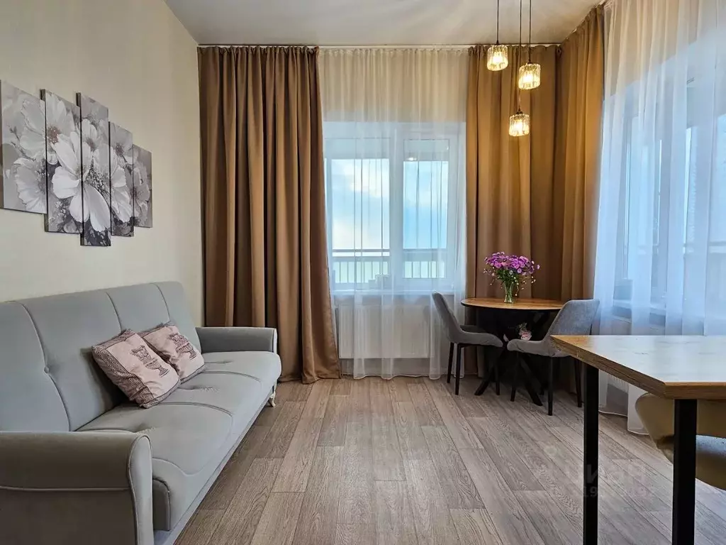 4-к кв. Татарстан, Набережные Челны ул. Шамиля Усманова, 18Ж (86.3 м) - Фото 1