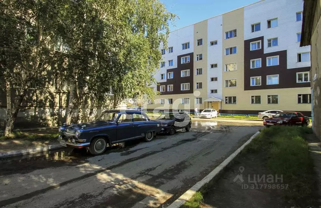 Комната Ханты-Мансийский АО, Сургут Рабочая ул., 31А (14.3 м) - Фото 0
