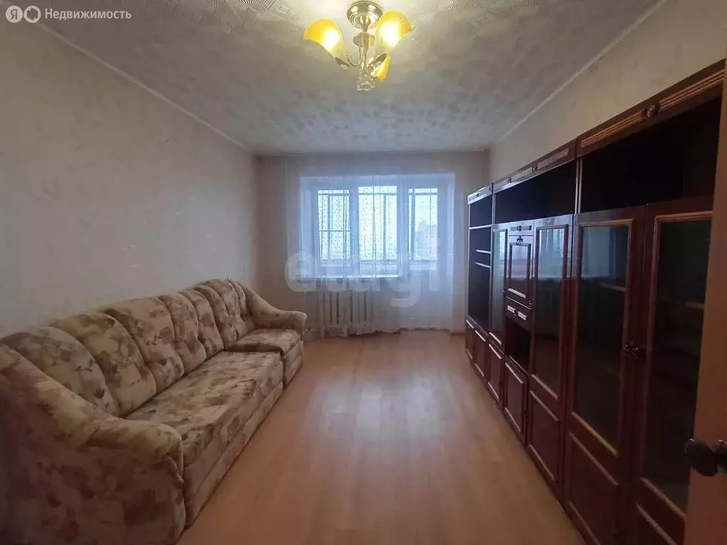 2-комнатная квартира: Чебаркуль, улица Крылова, 8А (39.8 м) - Фото 1