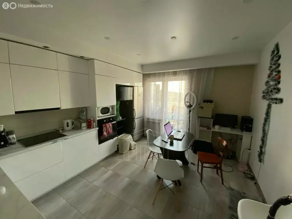 3-комнатная квартира: Иркутск, бульвар Рябикова, 21/2 (75 м) - Фото 1