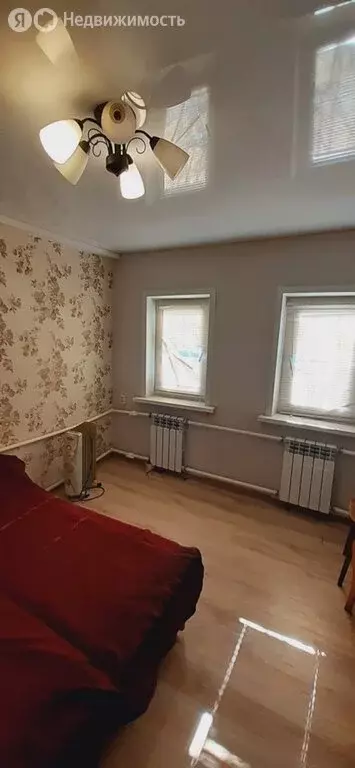 2-комнатная квартира: Саратов, улица имени А.Н. Радищева, 111 (30 м) - Фото 1