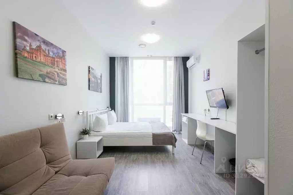 Комната Тюменская область, Тюмень ул. Республики, 49 (23.0 м) - Фото 1