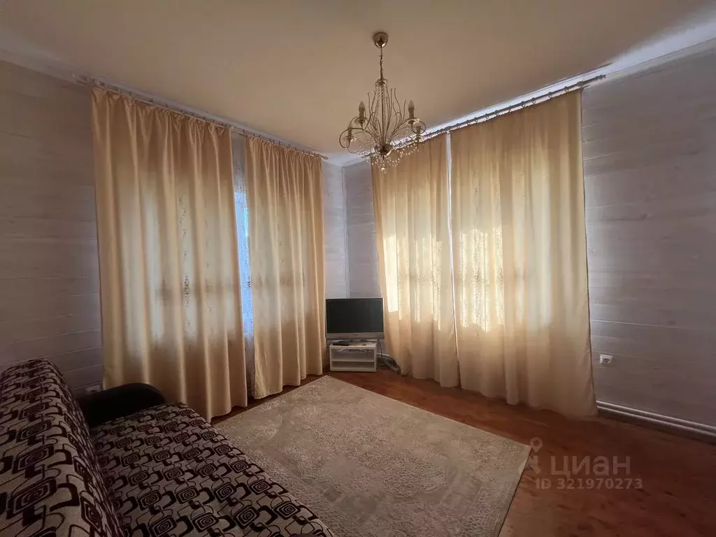 Дом в Башкортостан, Уфимский район, Красноярский сельсовет, с. ... - Фото 1