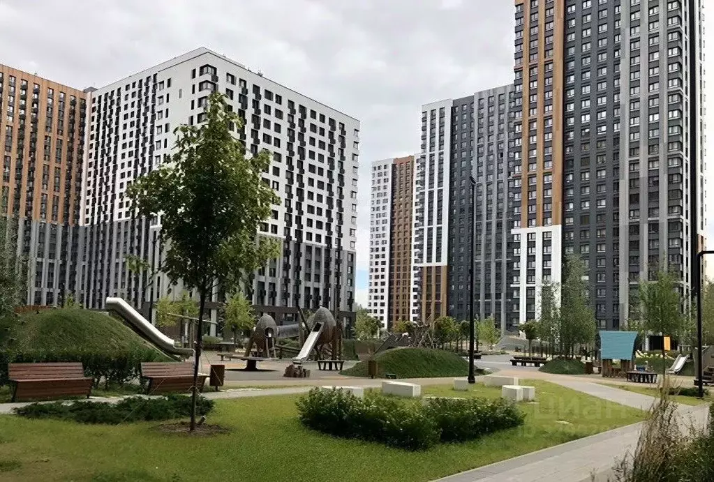 3-к кв. Москва, Москва, Московский г. ул. Никитина, 11к1 (97.8 м) - Фото 2