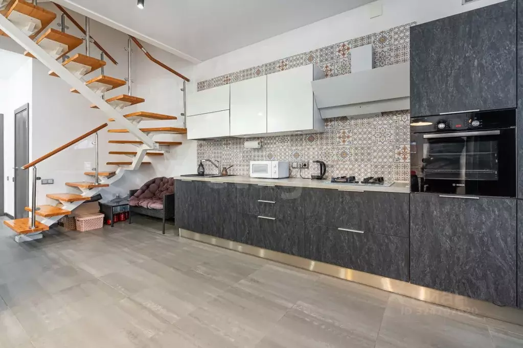 5-к кв. Ярославская область, Ярославль Рыночный пер., 4 (182.0 м) - Фото 1