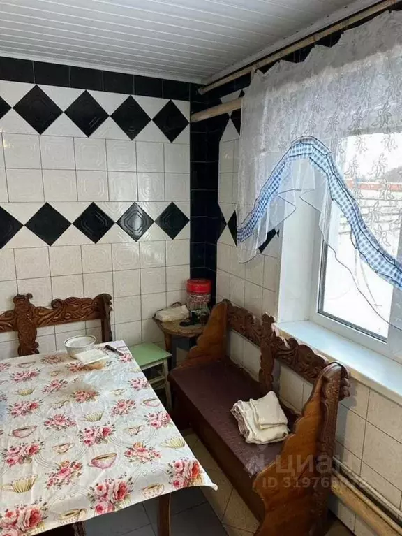 Дом в Белгородская область, Старооскольский городской округ, с. ... - Фото 0
