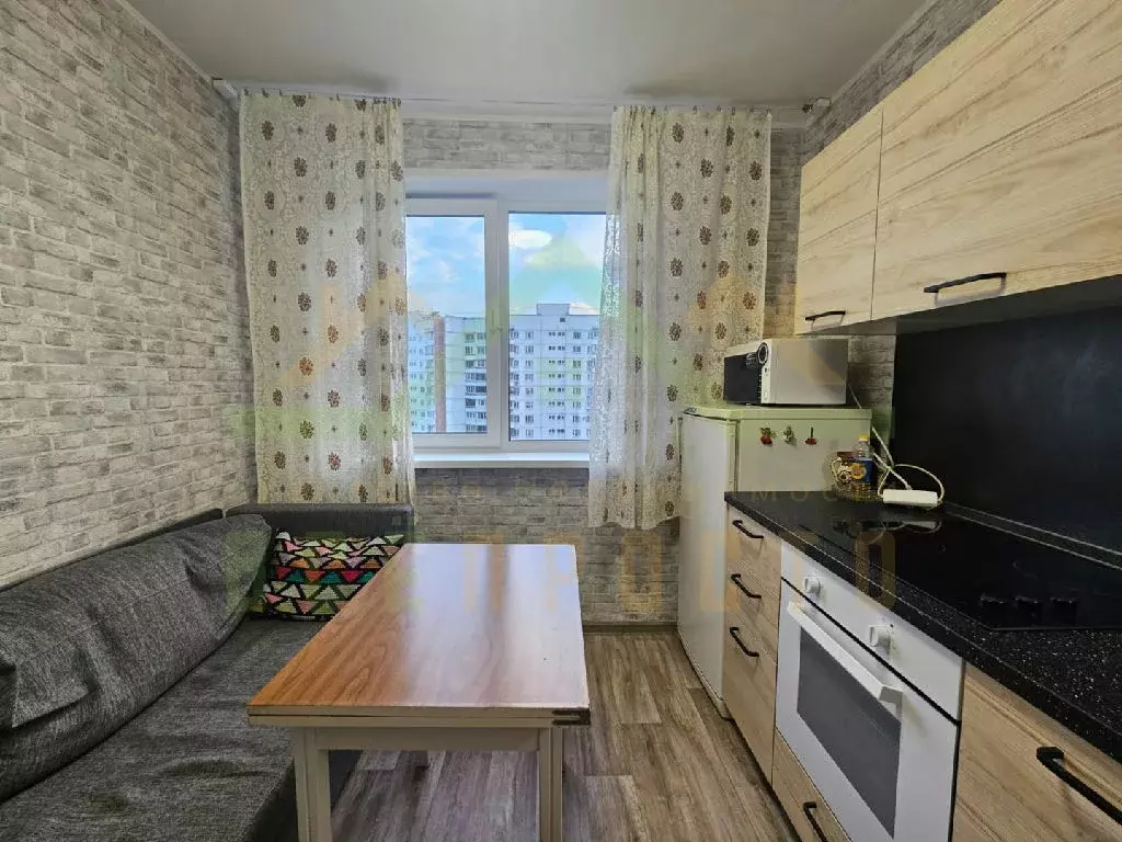 Продается 2-комнатная квартира - Фото 2