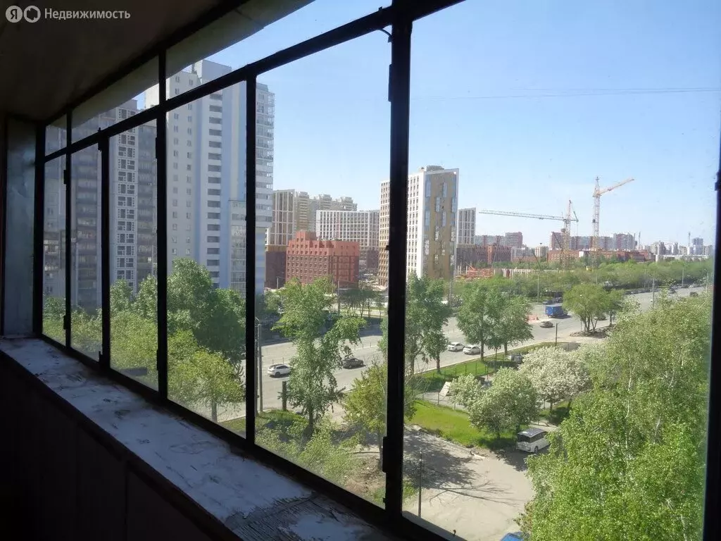 2-комнатная квартира: Челябинск, улица Молодогвардейцев, 70 (60 м) - Фото 1