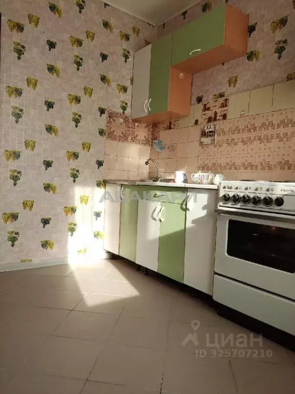 2-к кв. Красноярский край, Красноярск ул. Щорса, 69 (56.0 м) - Фото 1