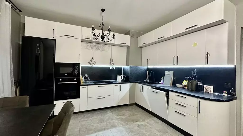 3-к кв. Ленинградская область, Всеволожский район, пос. Бугры ул. ... - Фото 1