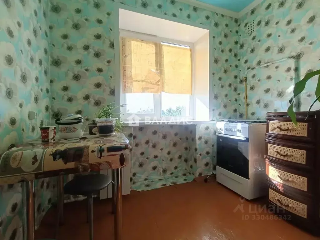 1-к кв. Пензенская область, Кузнецк ул. Свердлова, 112 (30.4 м) - Фото 1