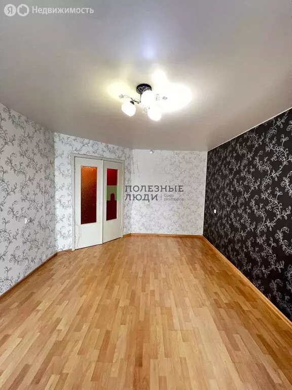 1-комнатная квартира: Ижевск, ГСК Машиностроитель, 99 (35.7 м) - Фото 2