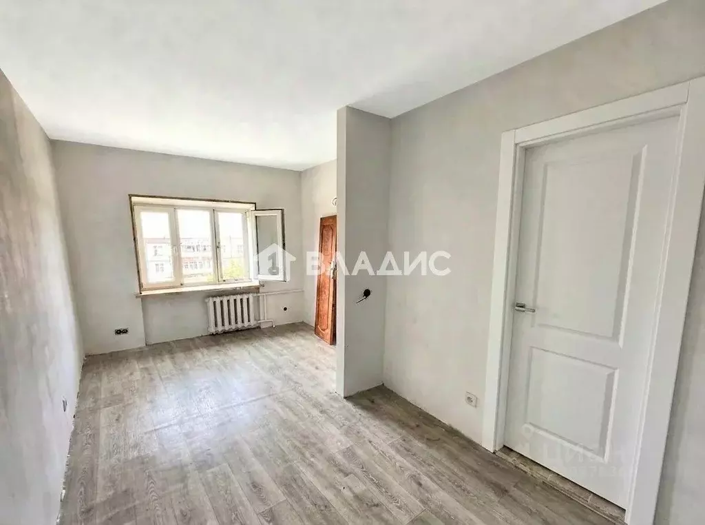 Комната Владимирская область, Владимир ул. 9 Января, 1 (18.0 м) - Фото 1