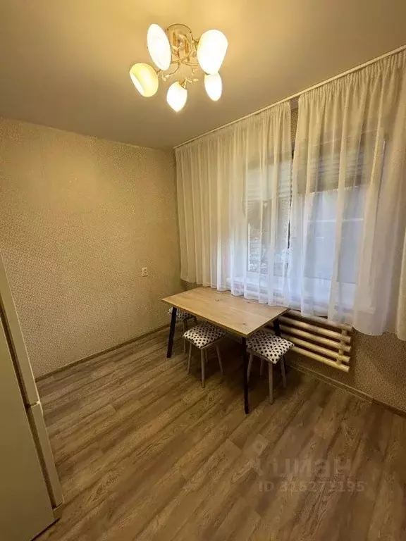1-к кв. Саратовская область, Энгельс Минская ул., 32 (40.0 м) - Фото 1