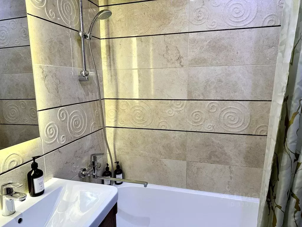 2-к кв. Дагестан, Махачкала ул. Каримова, 6к3 (50.0 м) - Фото 1