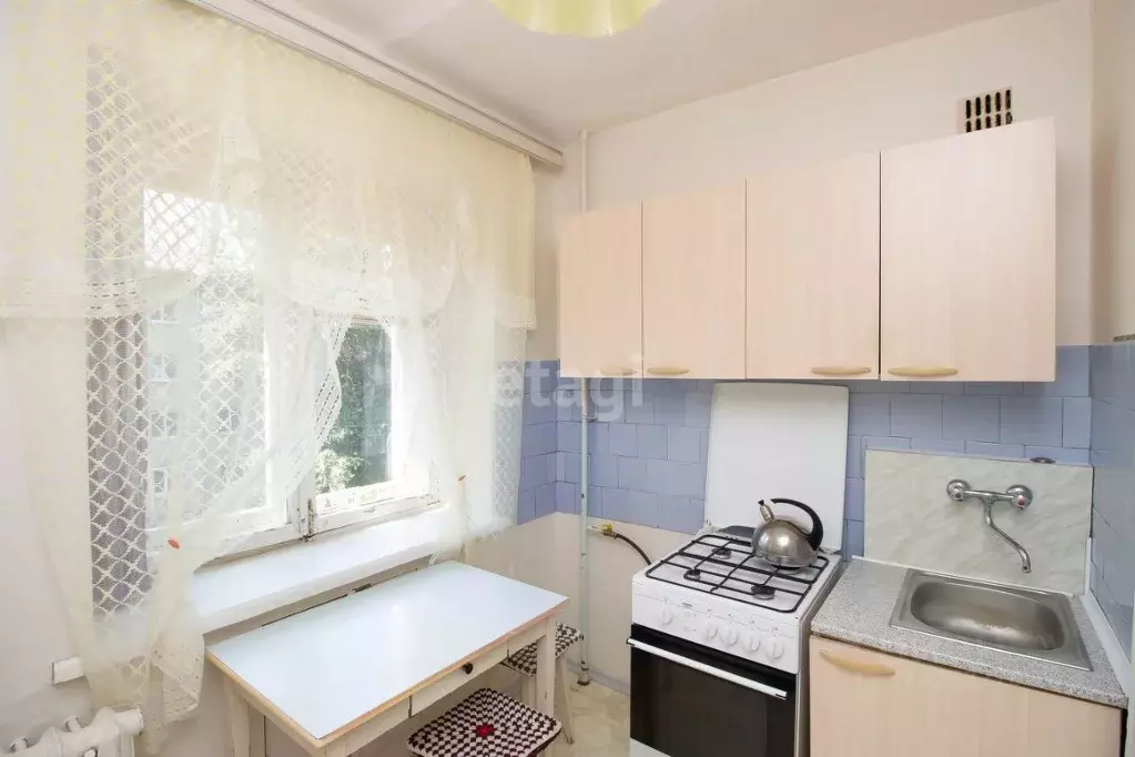 2-к кв. Тюменская область, Тюмень Харьковская ул., 56 (42.2 м) - Фото 1