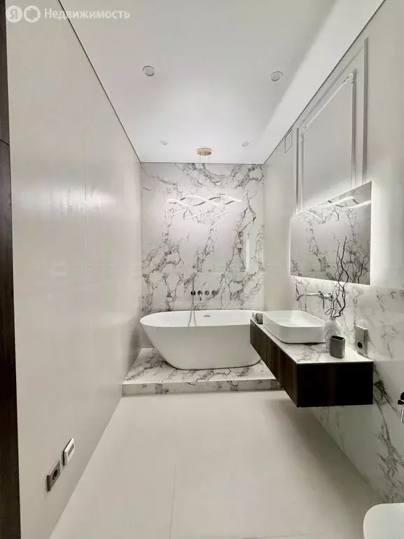 1-комнатная квартира: Казань, улица Алексея Козина, 8 (40 м) - Фото 1