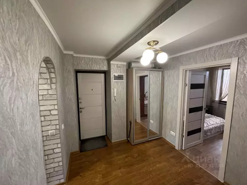 2-к кв. Крым, Феодосия ш. Симферопольское, 61 (64.7 м) - Фото 0