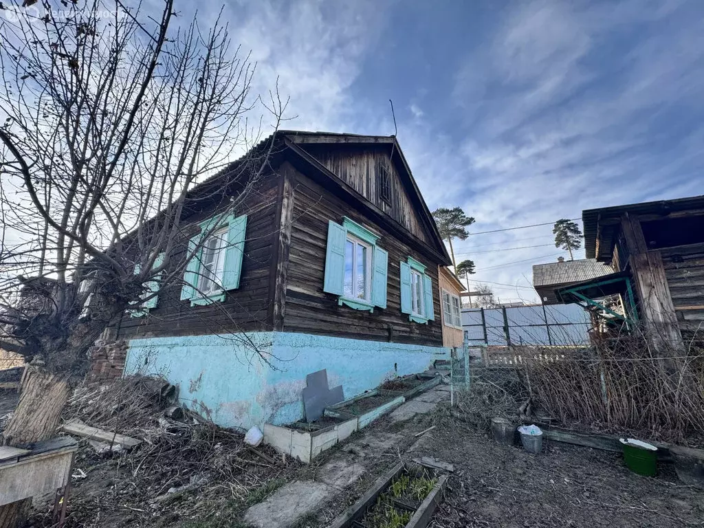 3-комнатная квартира: Улан-Удэ, улица Сентарецкого, 10 (46 м) - Фото 1